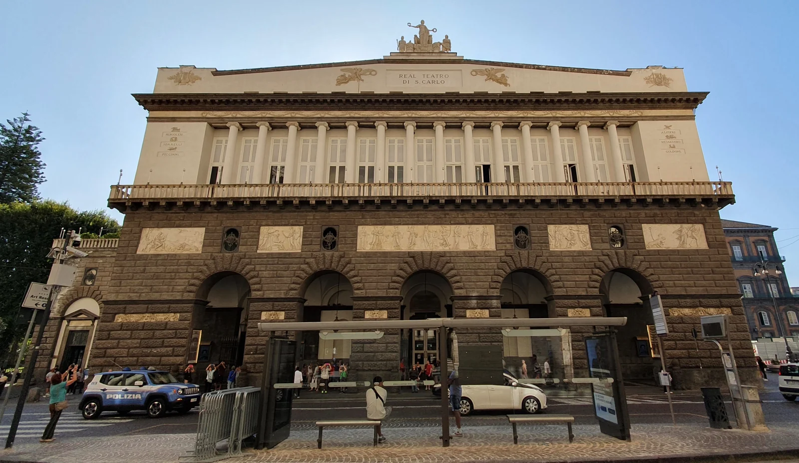 Parcheggio Teatro San Carlo Napoli: stagione 2026